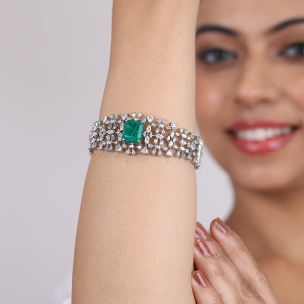 Suave Swarovski
