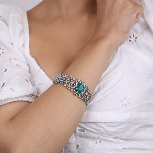 Suave Swarovski