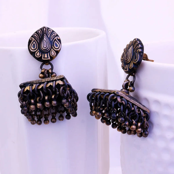 Baari Jhumka