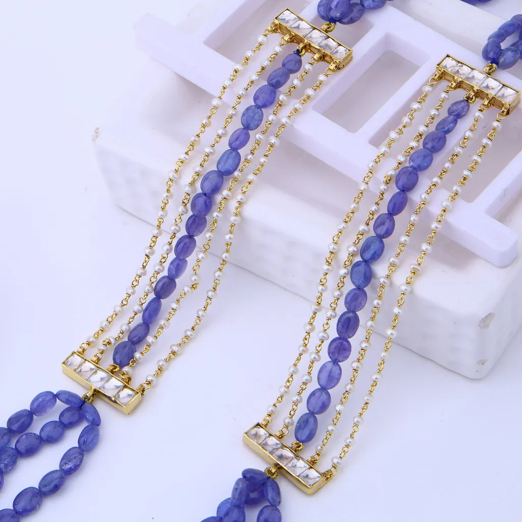 Blue vine