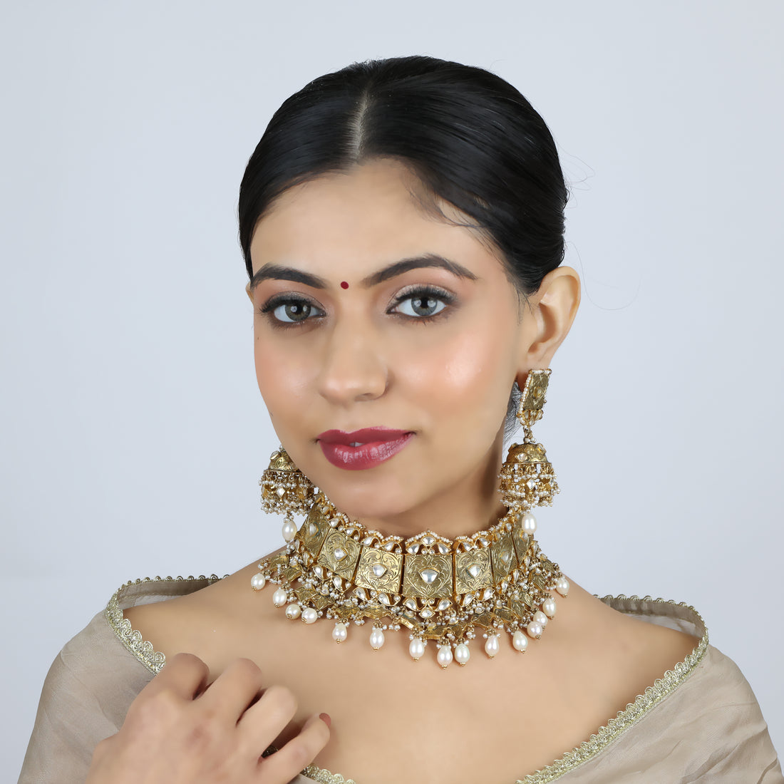 Grace Of Pearls