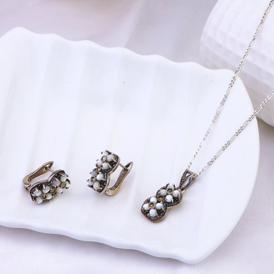 Eternity Necklace