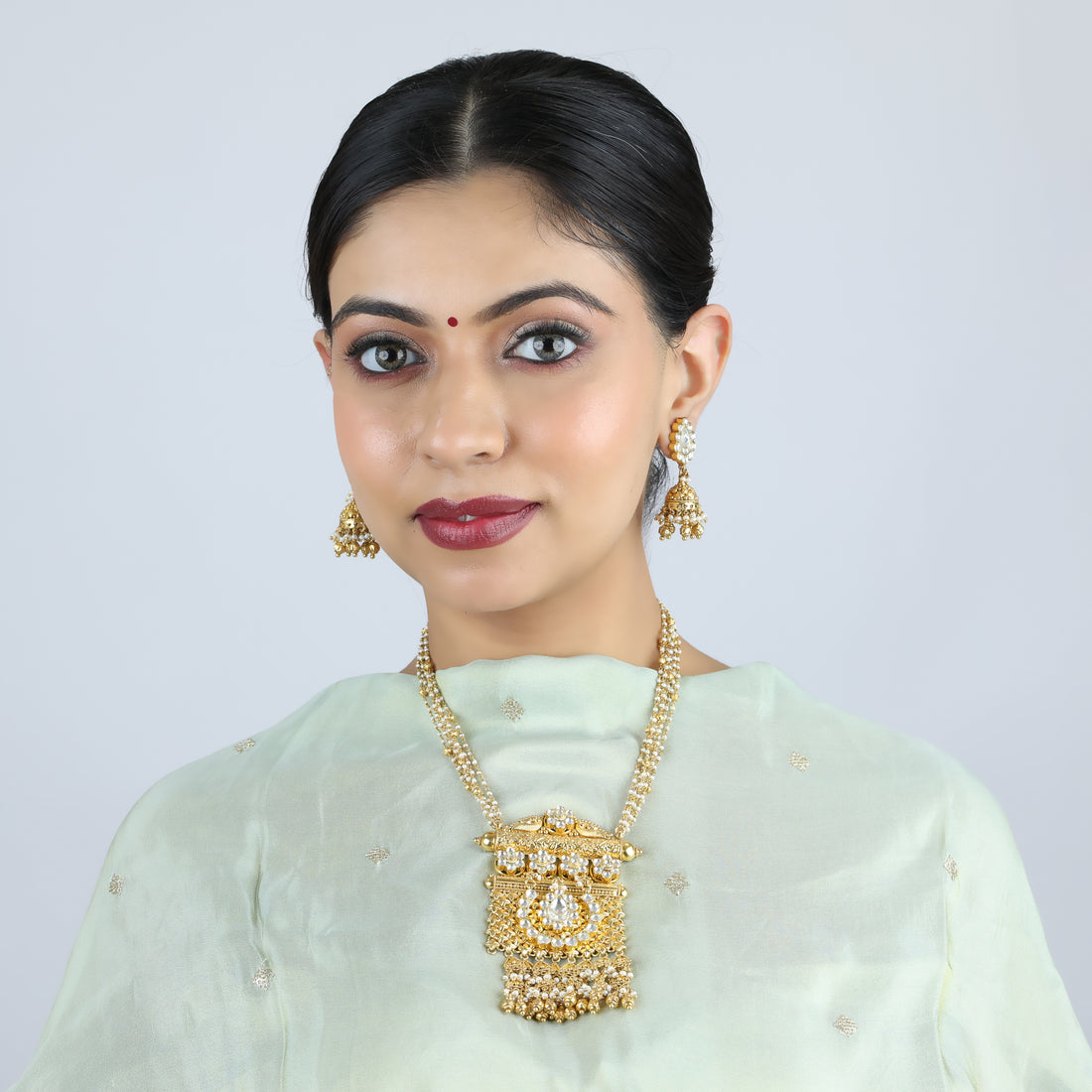 Regal Moti