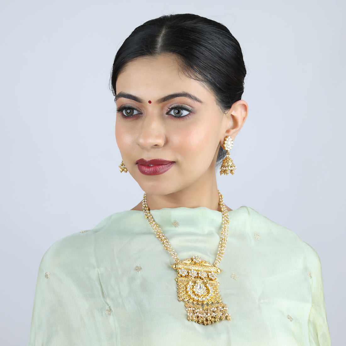 Regal Moti
