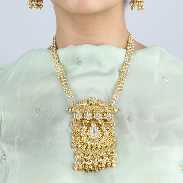Regal Moti