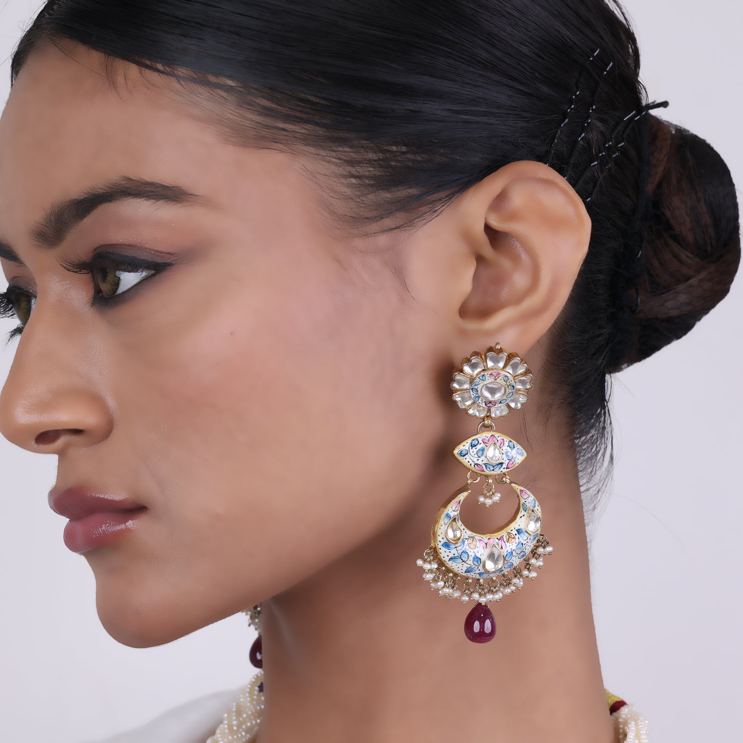 Meenakari Glow