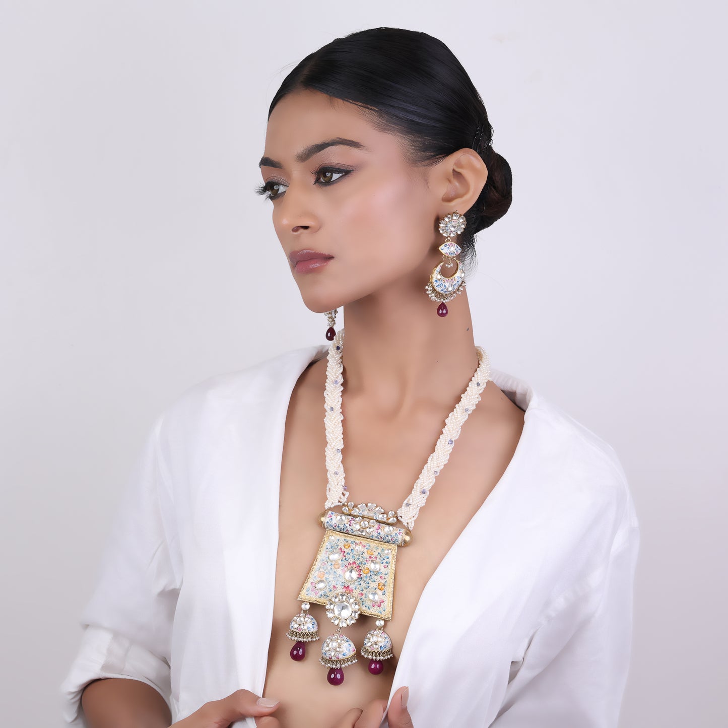 Meenakari Glow