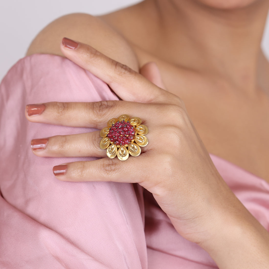 Golden Radiance Loop