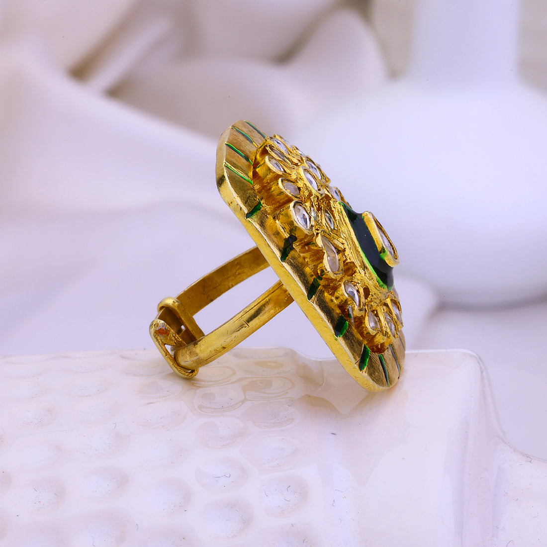 Golden Wave Crown