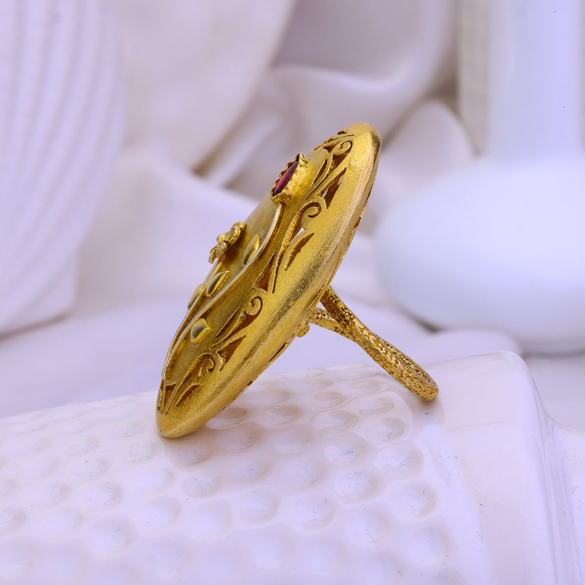 Golden Sapphire Arc