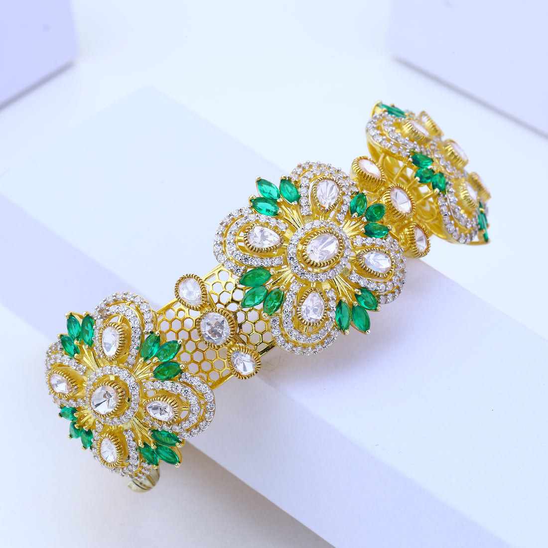 Royal Emerald Bloom