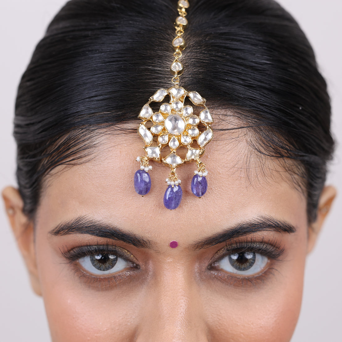 Cutwork Tanzanite Tikka