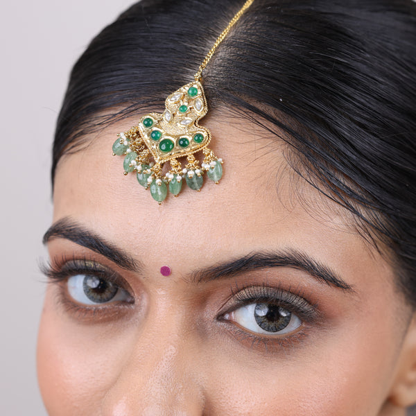 Understated Emerald Tikka